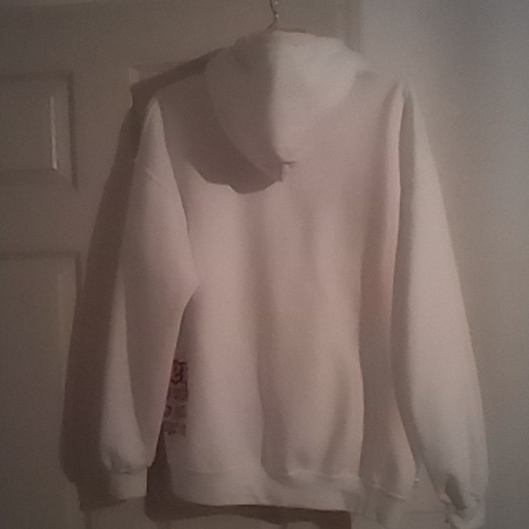 Warm Hoodie with Graphics size Large - Picture 3 of 3